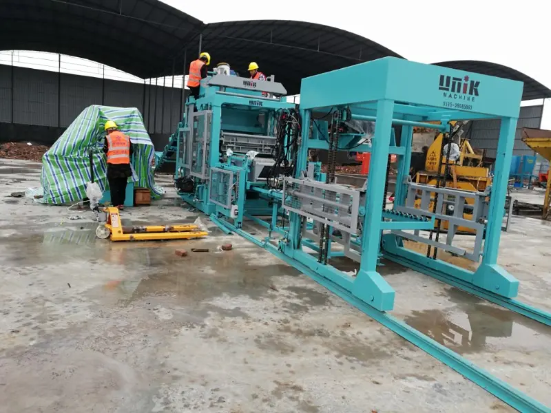 A technológia szerepe a cementtömb gépgyártásban: A hatékonyságot és a minőséget előmozdító innovációk